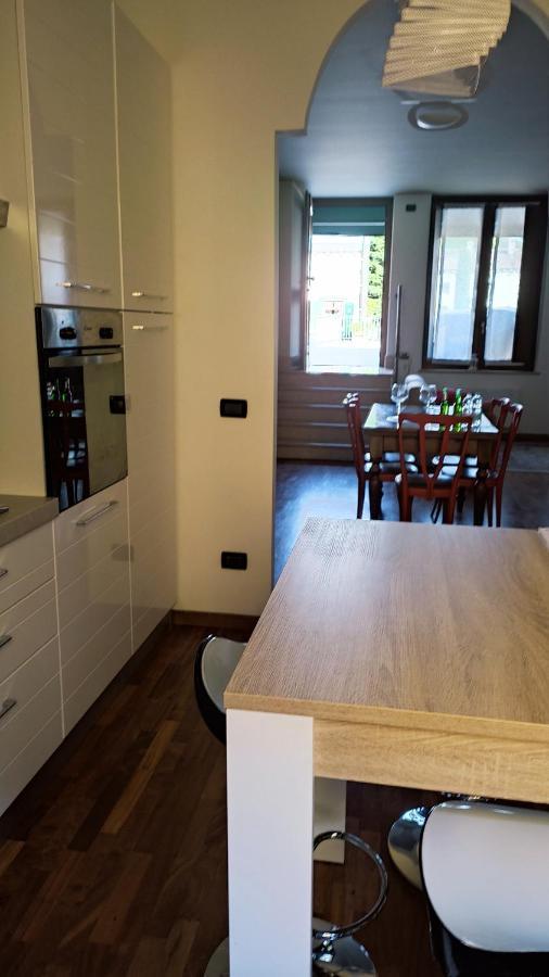 Ferienwohnung Casa Elisabetta Peschiera del Garda Exterior foto